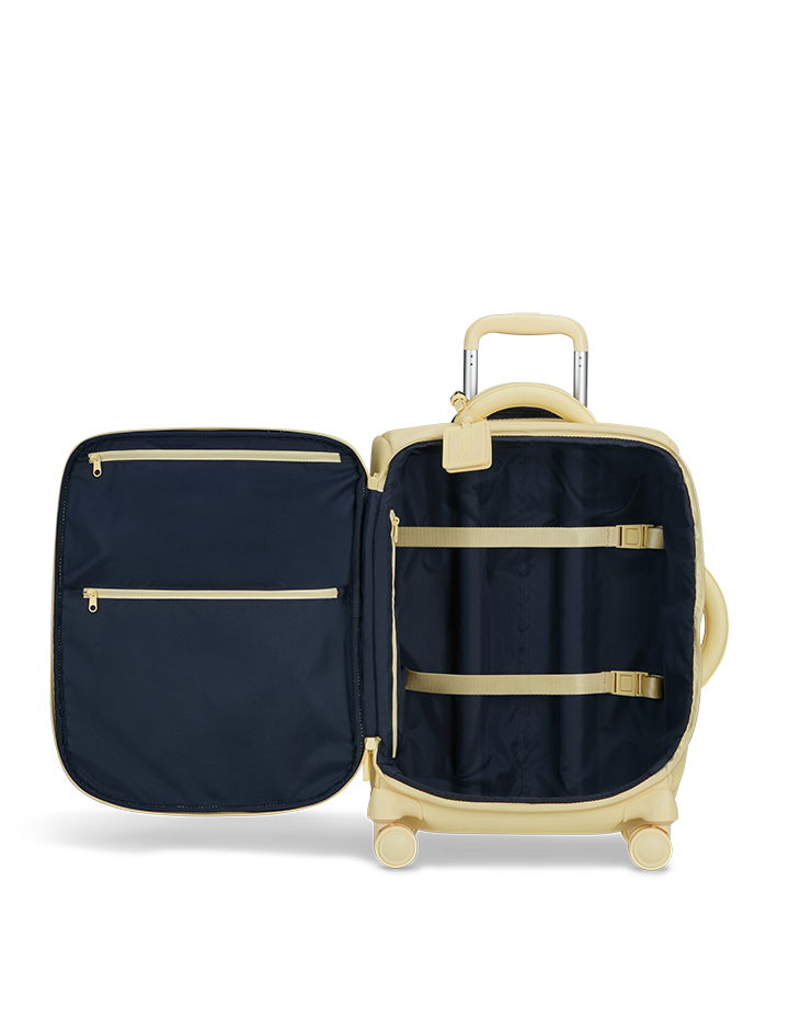 LOST IN BERLIN   | 4