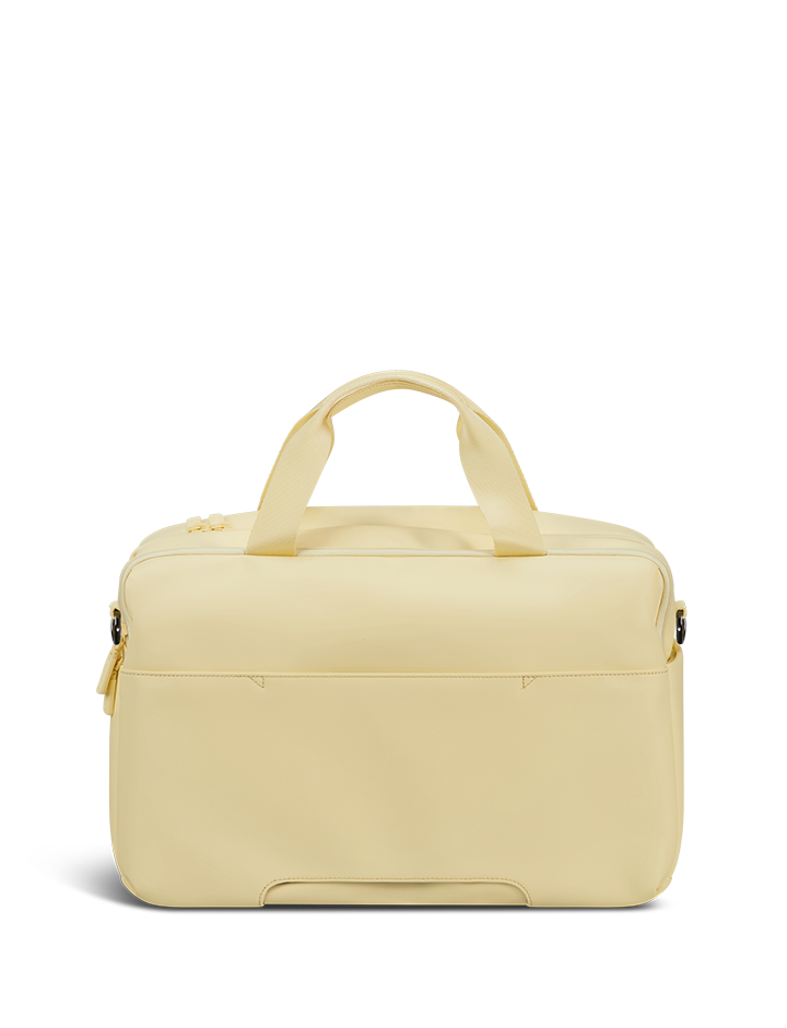 LOST IN BERLIN   | 3