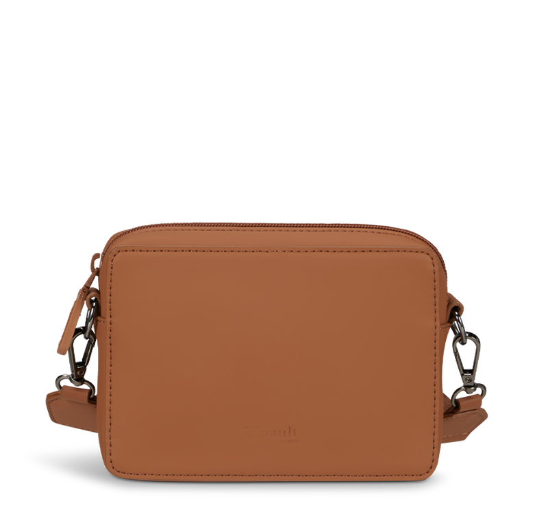 LOST IN BERLIN   | 3