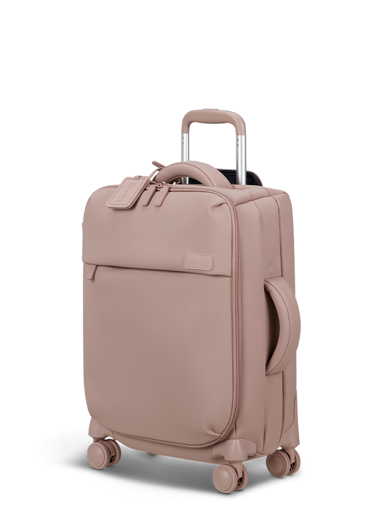 LOST IN BERLIN   | 2