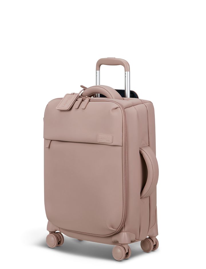 LOST IN BERLIN   | 2