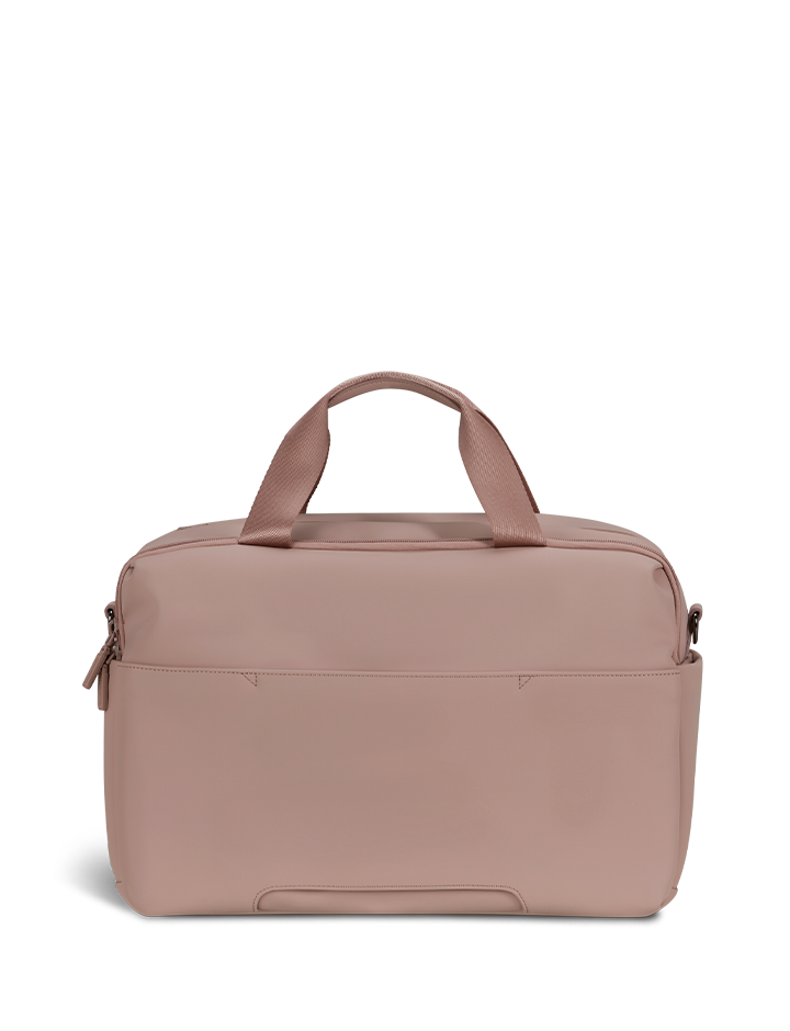 LOST IN BERLIN   | 3