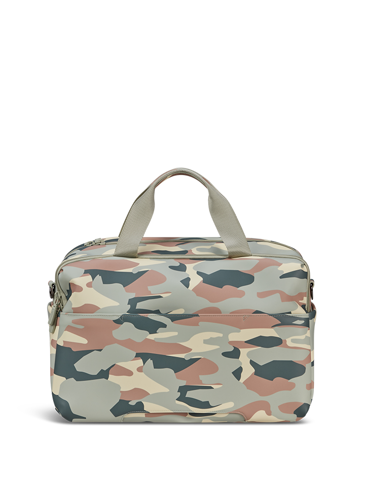 LOST IN BERLIN   | 3