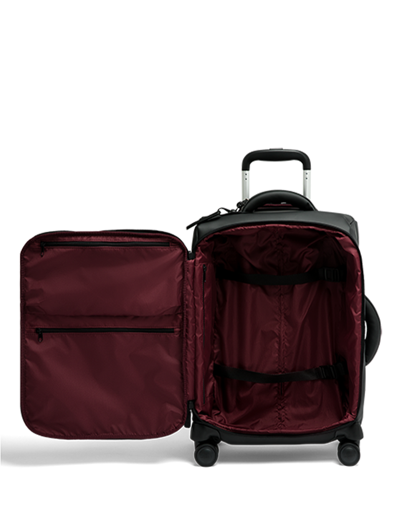 LOST IN BERLIN   | 4