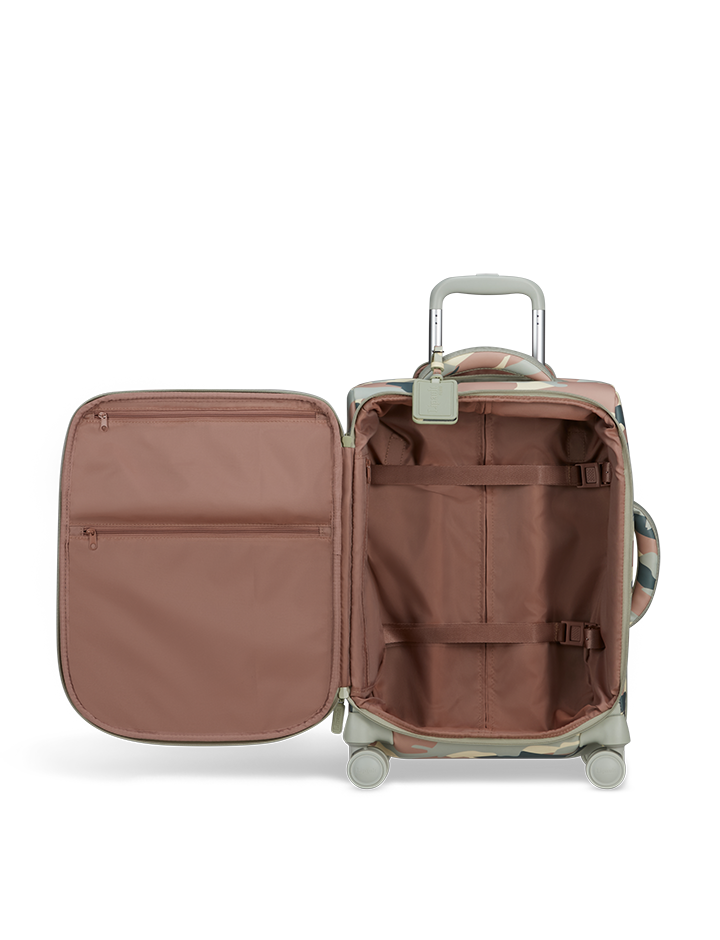 LOST IN BERLIN   | 4