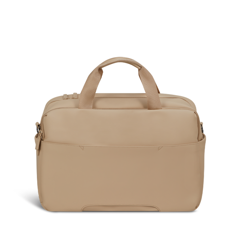 LOST IN BERLIN   | 3