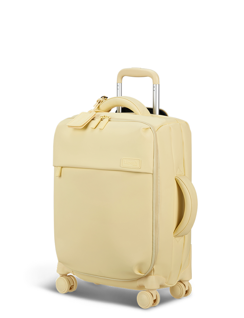 LOST IN BERLIN   | 2