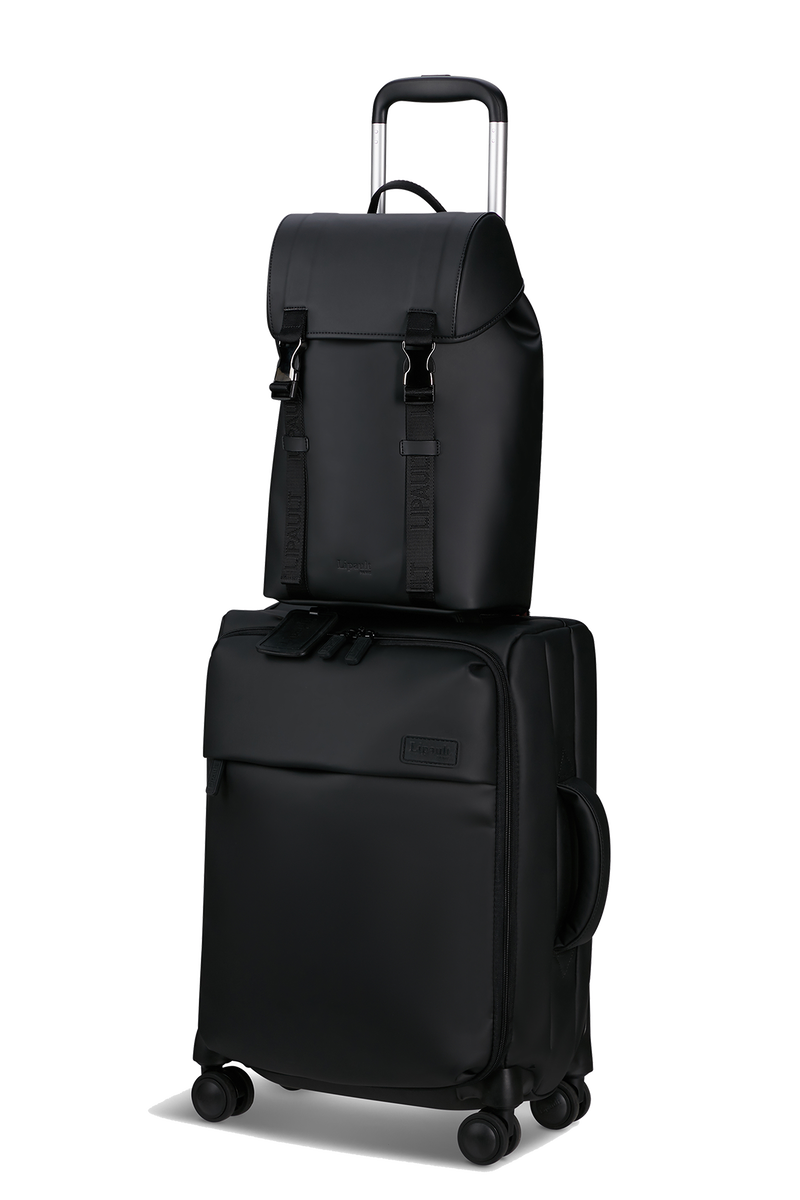 LOST IN BERLIN   | 5