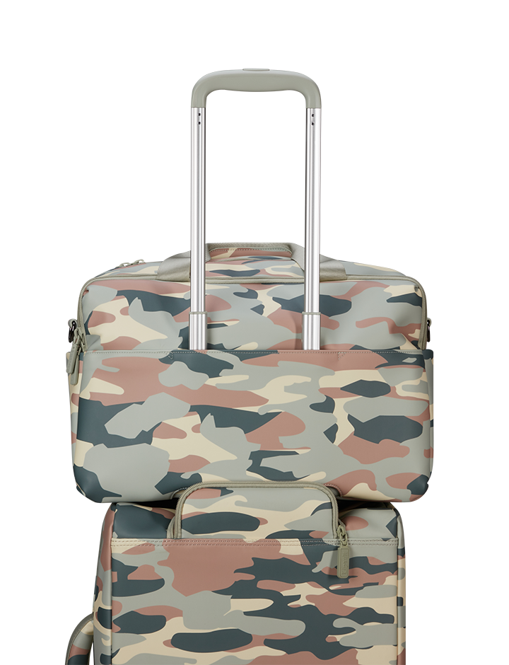 LOST IN BERLIN   | 5