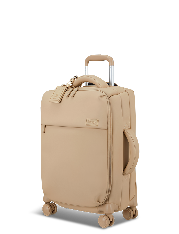 LOST IN BERLIN   | 2