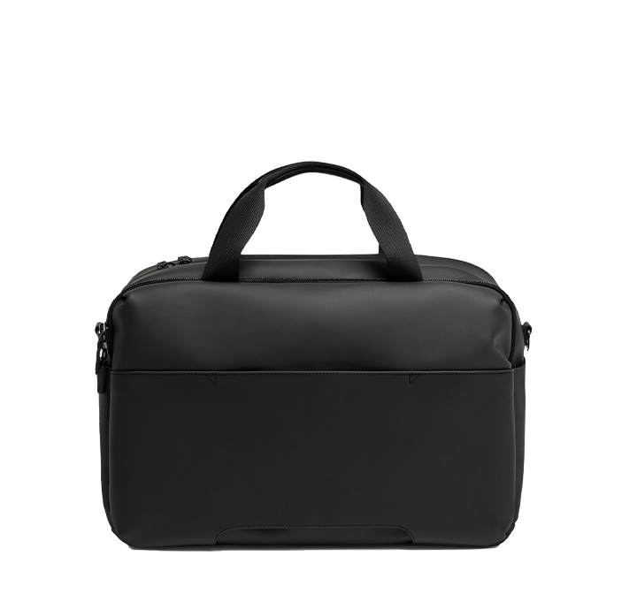 LOST IN BERLIN   | 3