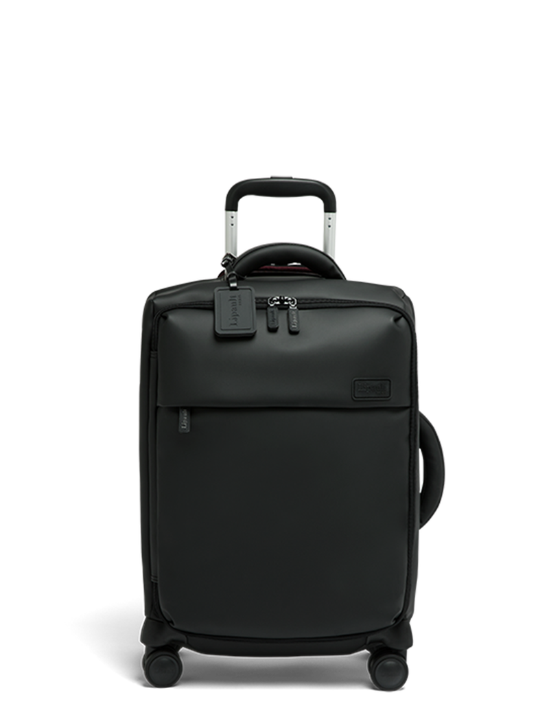 LOST IN BERLIN   | 1