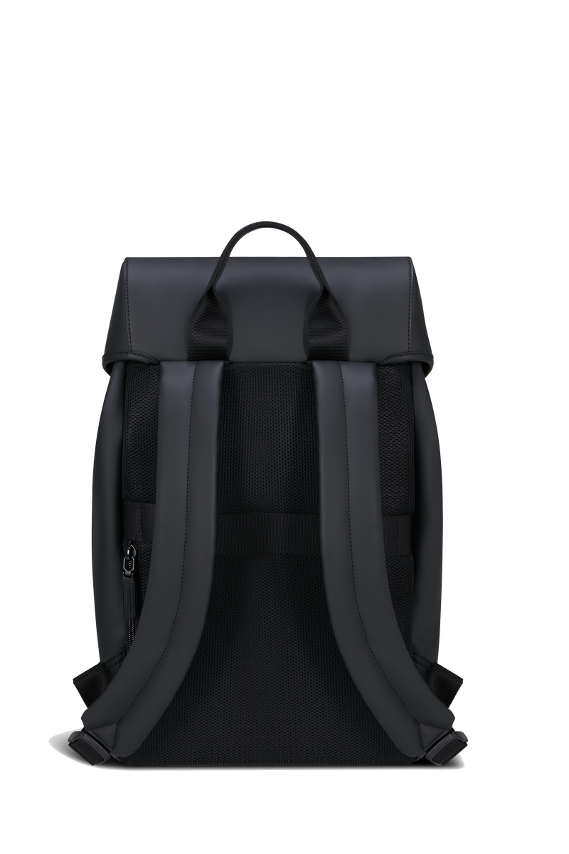 LOST IN BERLIN   | 3