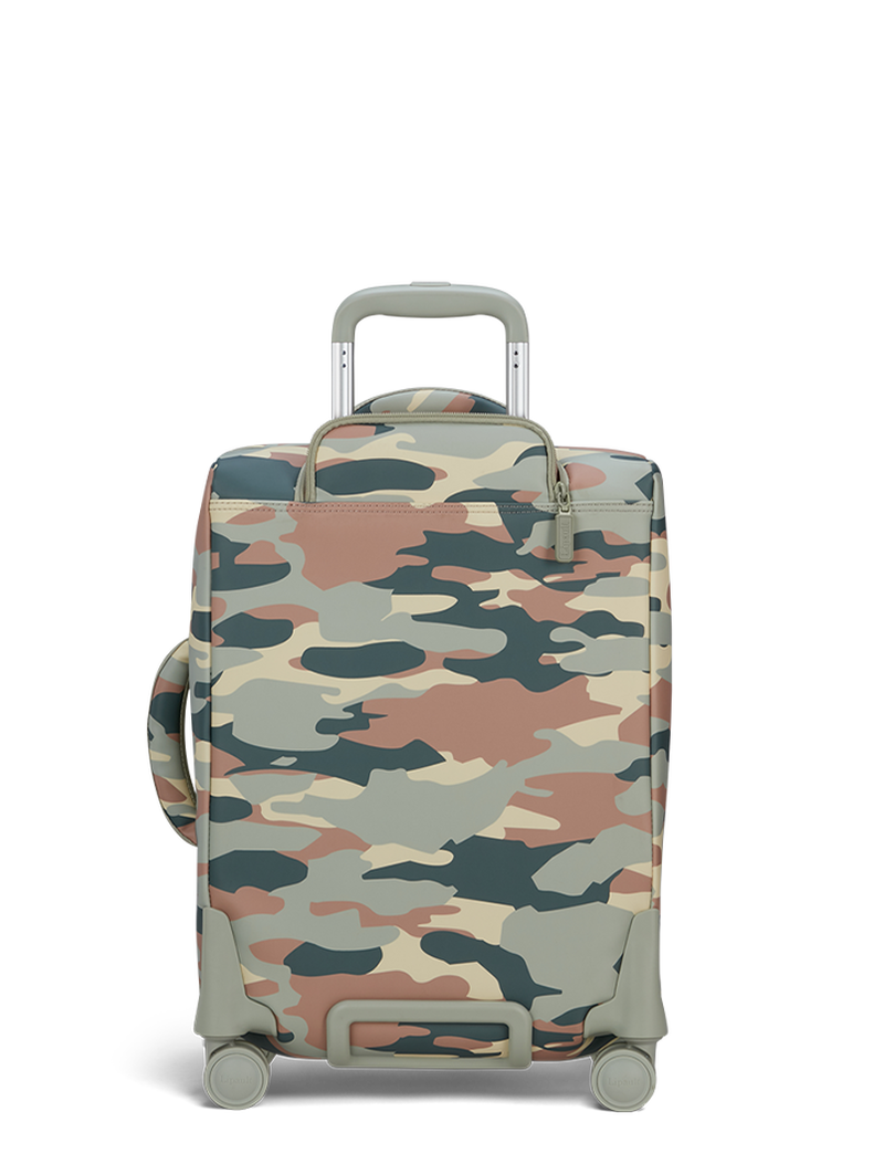 LOST IN BERLIN   | 3