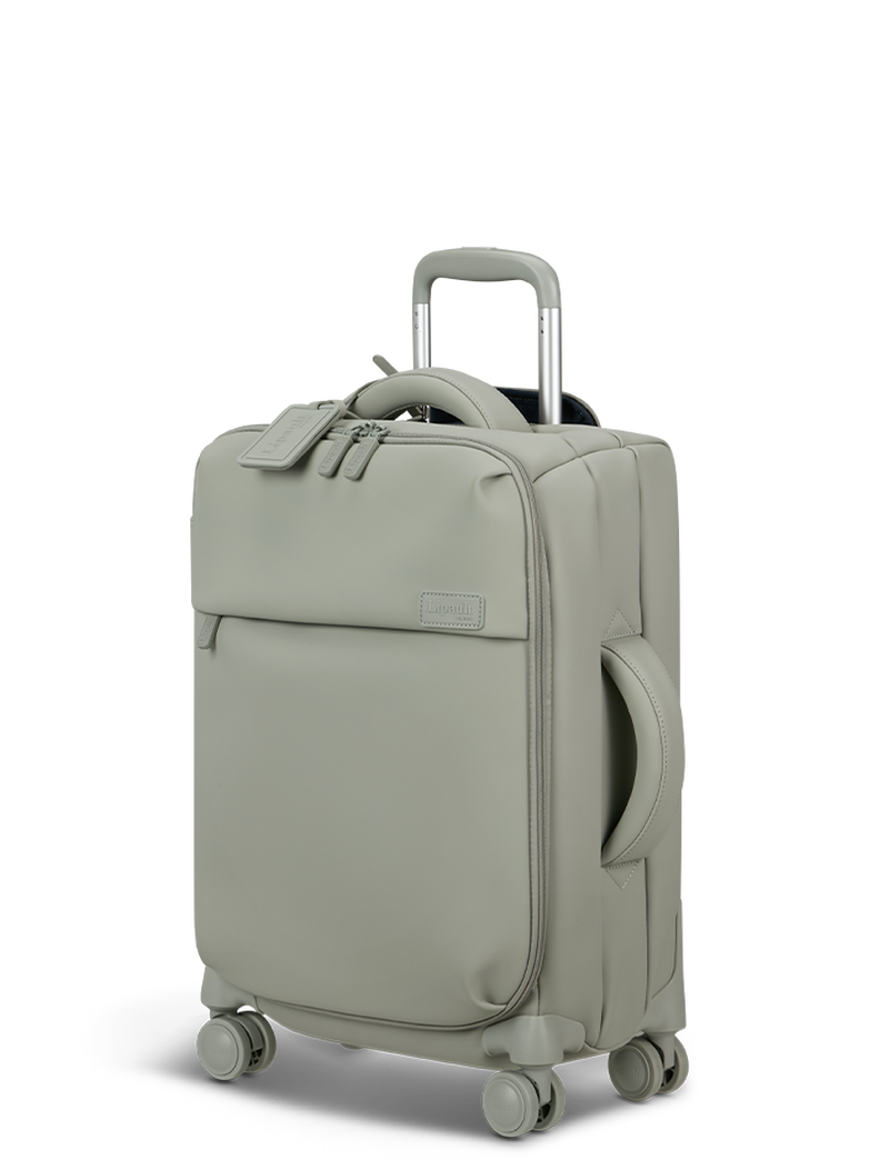 LOST IN BERLIN   | 2