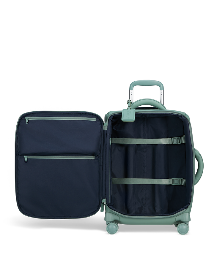 LOST IN BERLIN   | 4