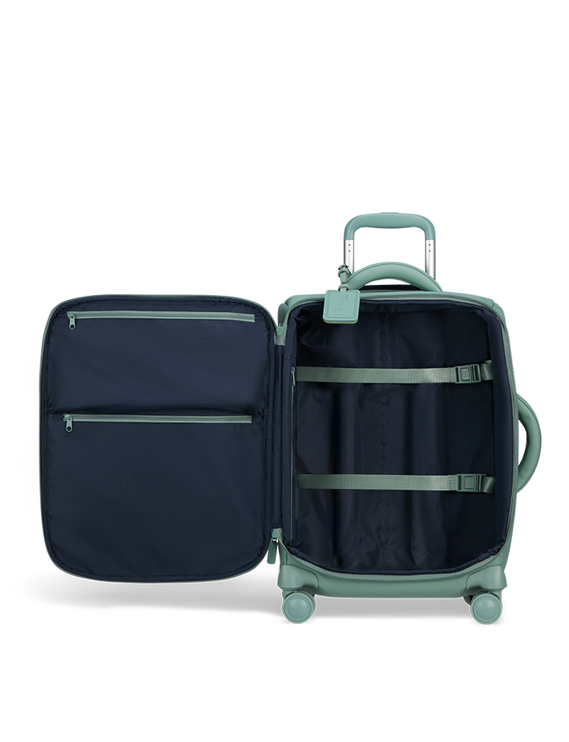 LOST IN BERLIN   | 4