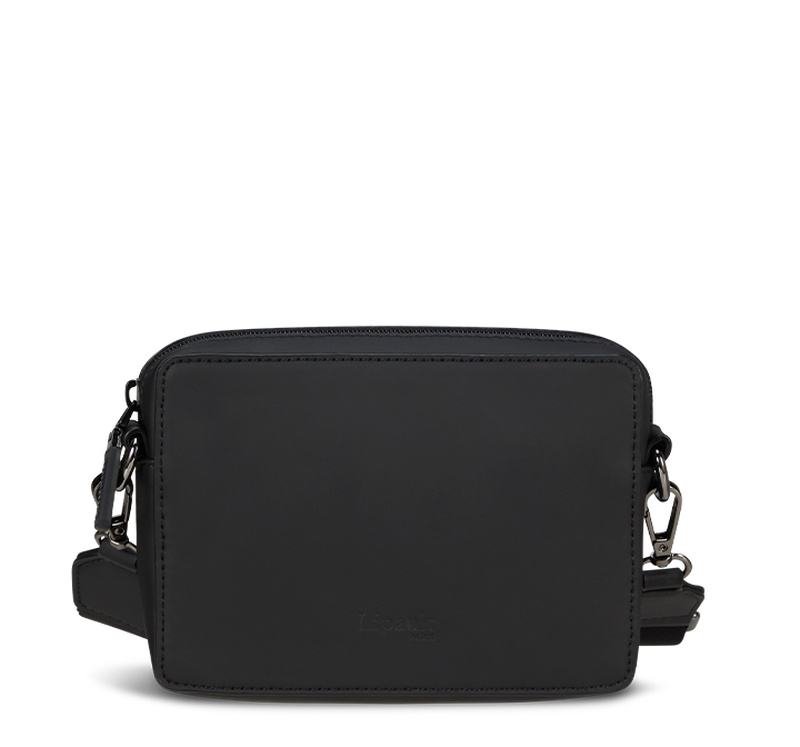 LOST IN BERLIN   | 3