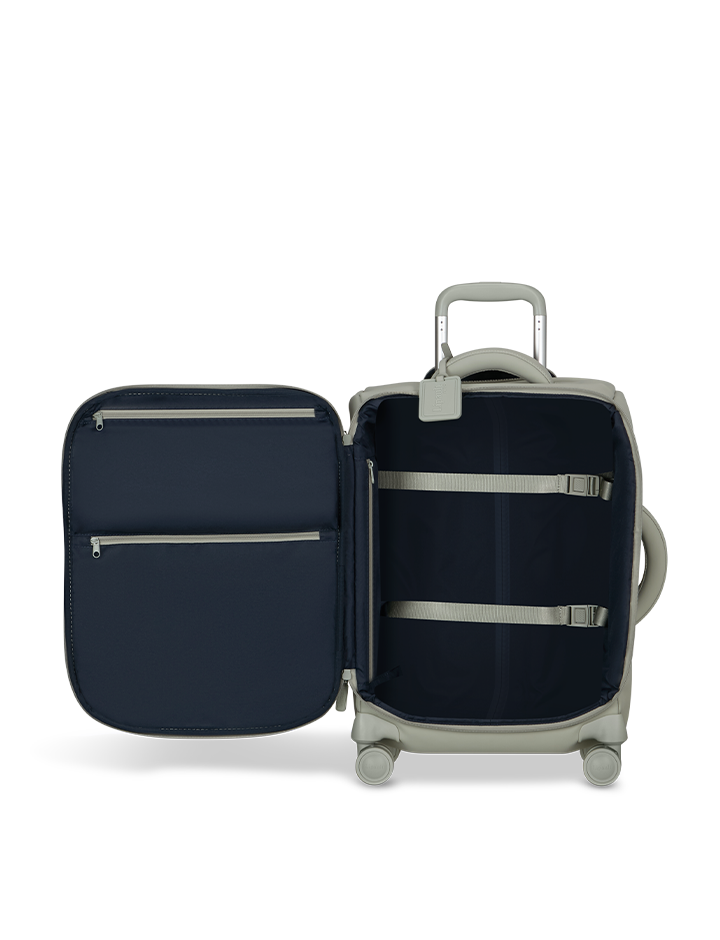 LOST IN BERLIN   | 4