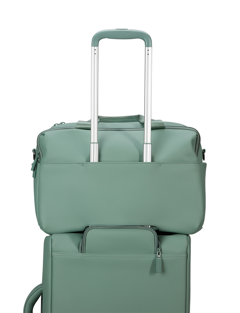 LOST IN BERLIN   | 5